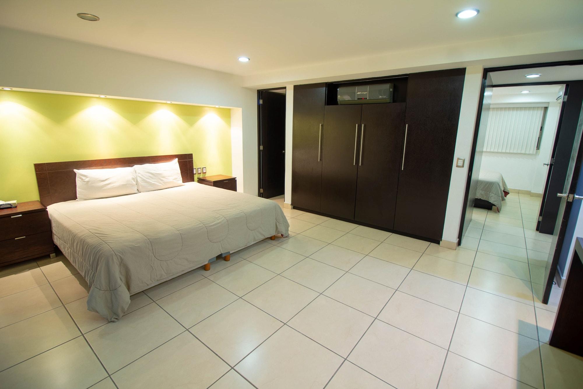 Ramada By Wyndham Acapulco Hotel & Suites المظهر الخارجي الصورة