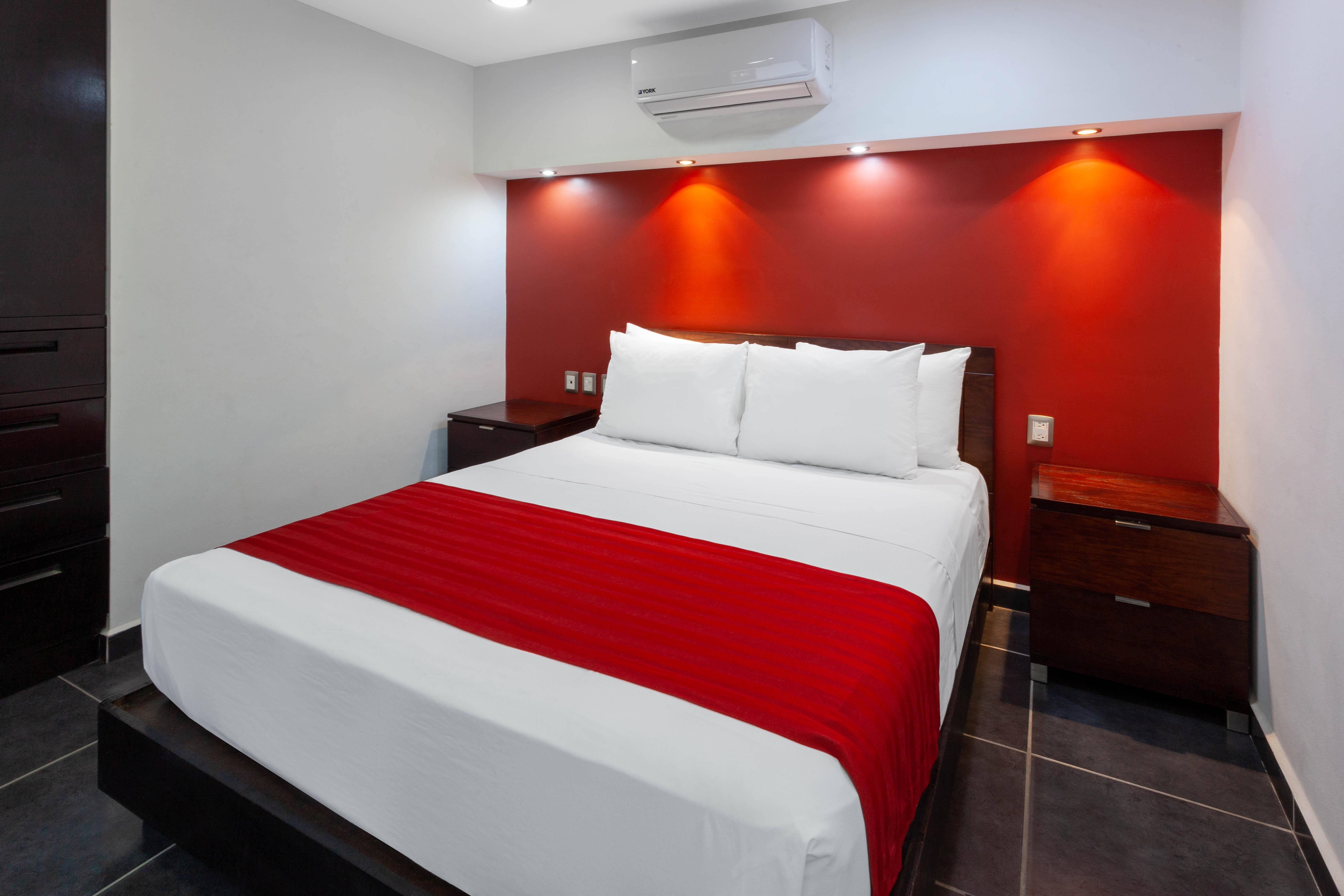 Ramada By Wyndham Acapulco Hotel & Suites المظهر الخارجي الصورة