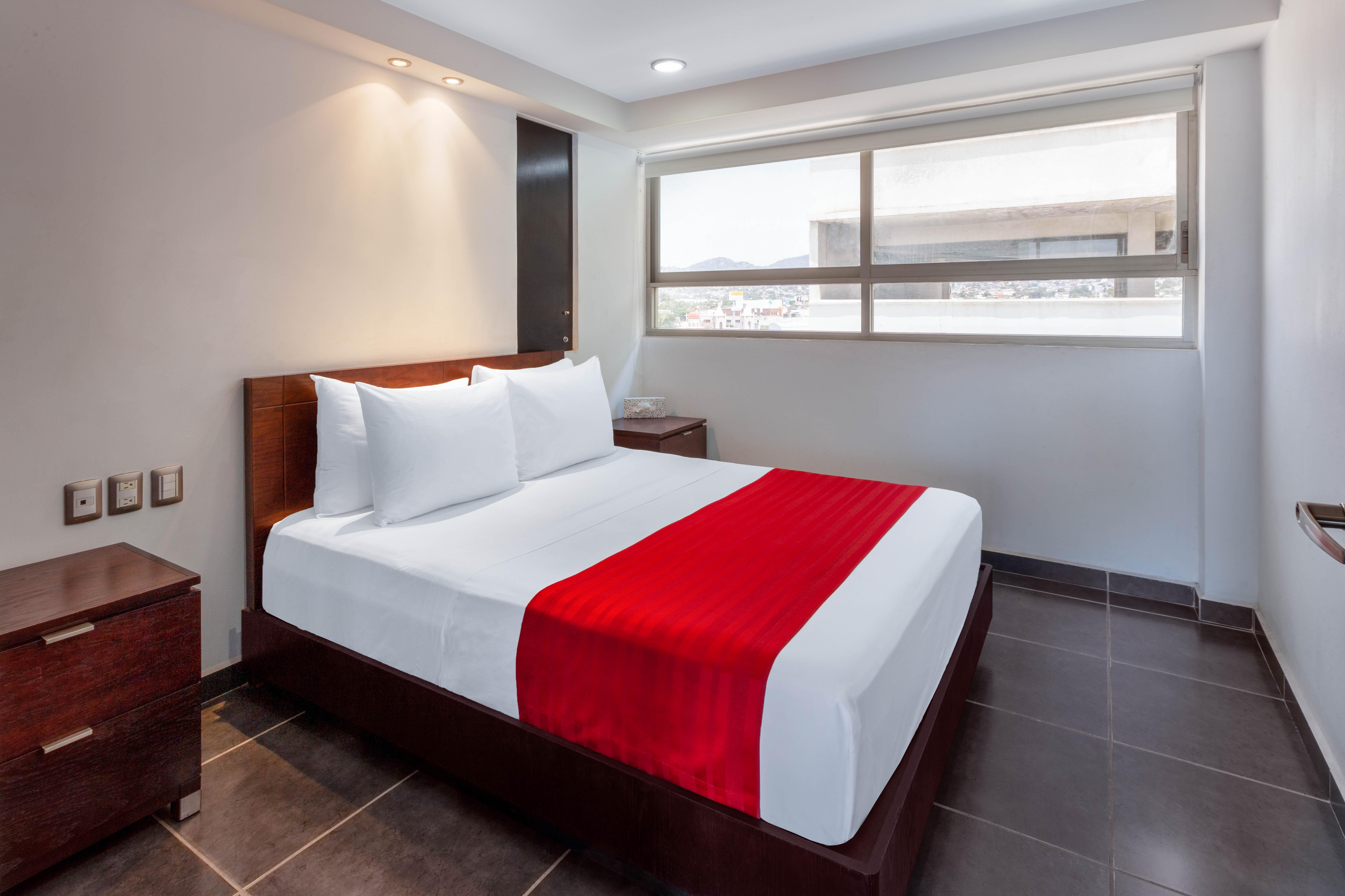 Ramada By Wyndham Acapulco Hotel & Suites المظهر الخارجي الصورة