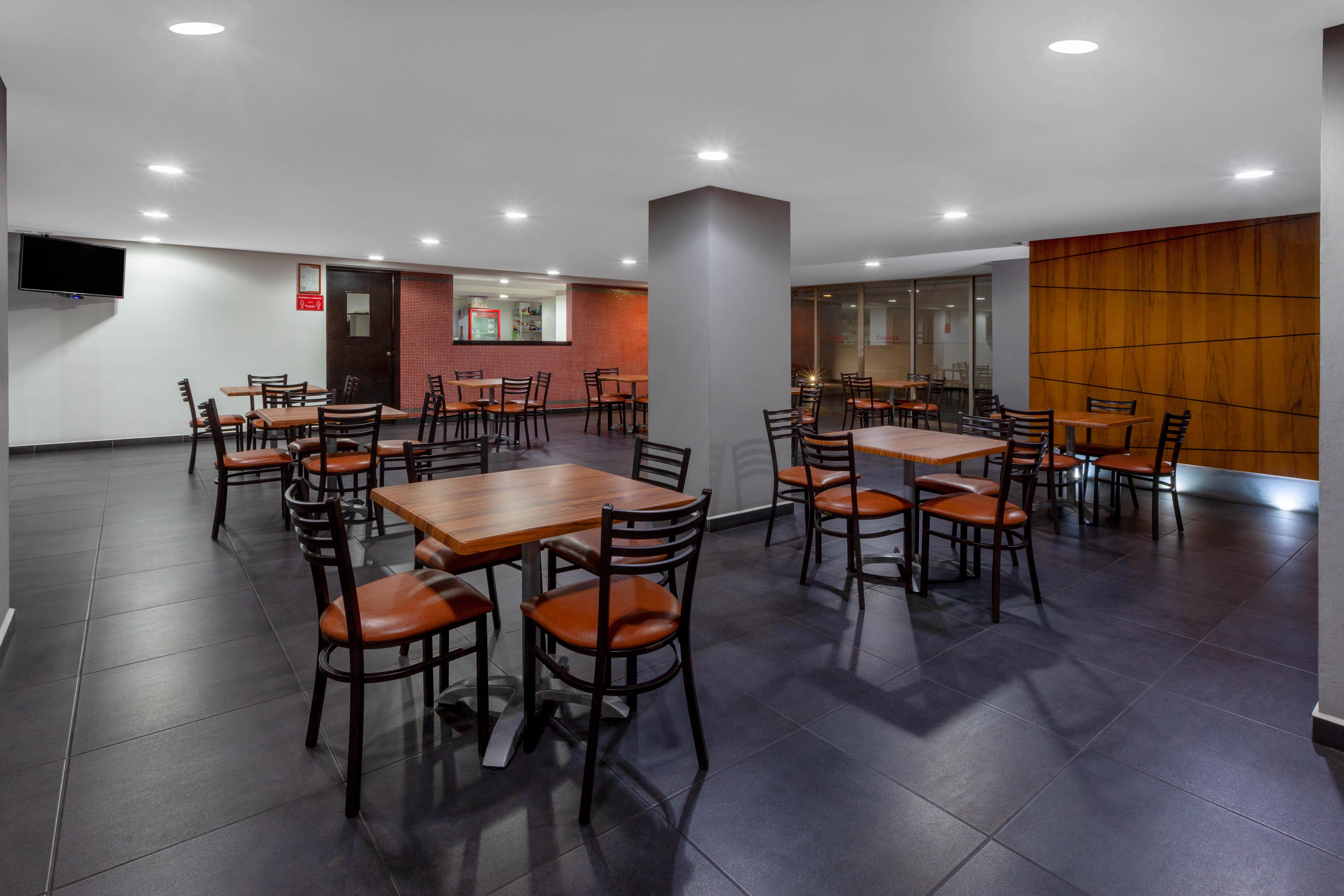 Ramada By Wyndham Acapulco Hotel & Suites المظهر الخارجي الصورة
