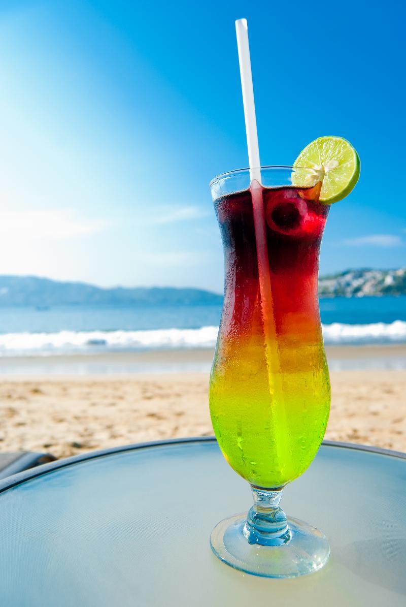 Ramada By Wyndham Acapulco Hotel & Suites المظهر الخارجي الصورة