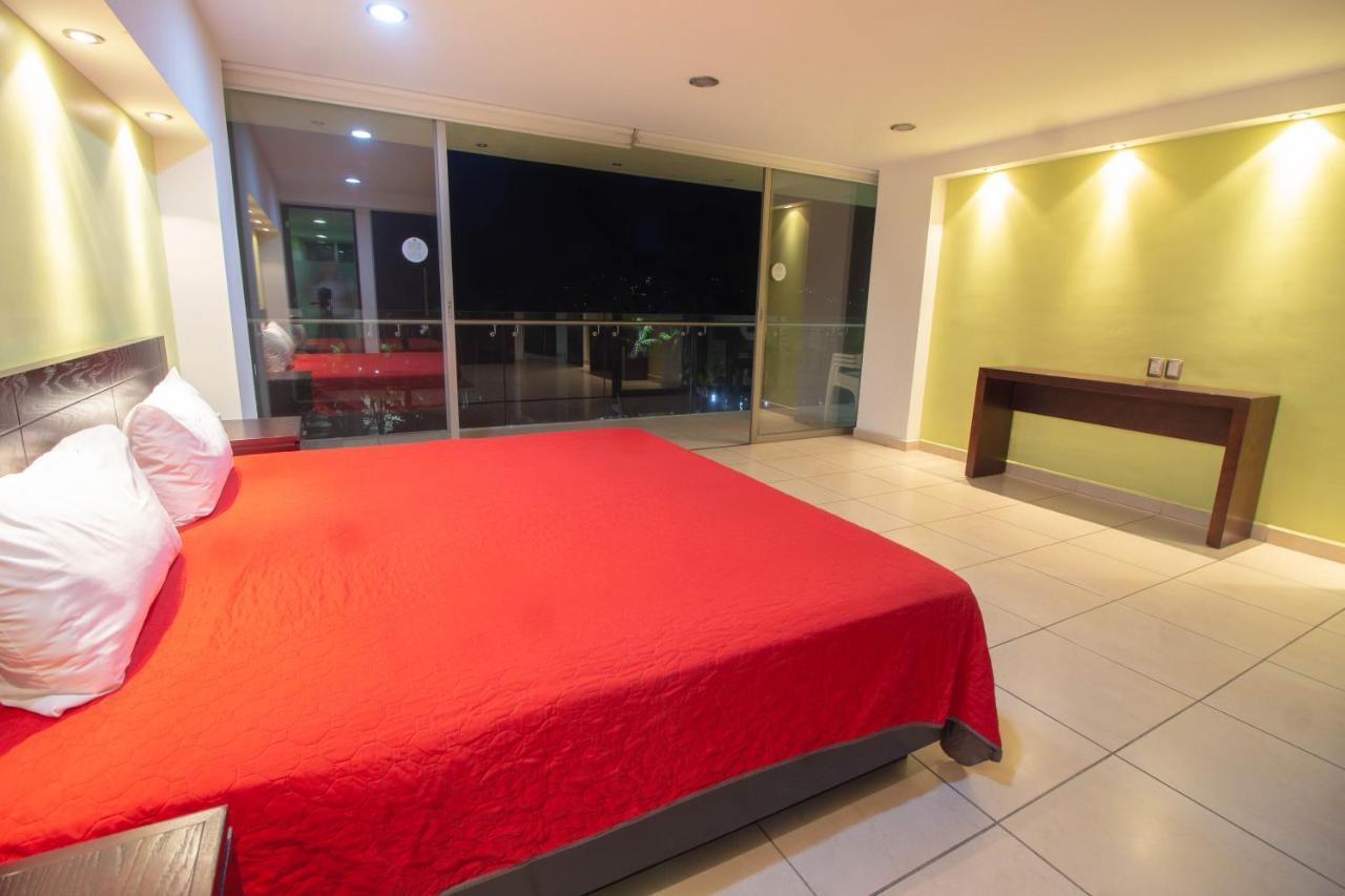 Ramada By Wyndham Acapulco Hotel & Suites المظهر الخارجي الصورة